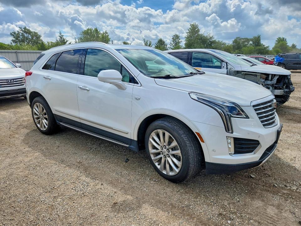 Photo 4 from auction – 2018 CADILLAC XT5 with VIN 1GYKNGRS4JZ130460