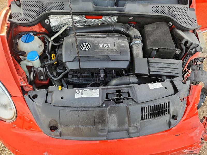 Photo 11 from auction – 2017 VOLKSWAGEN BEETLE with VIN 3VW517AT9HM804629