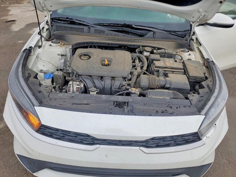 Снимка 11 от търг – 2023 KIA FORTE с VIN 3KPF24AD2PE673869
