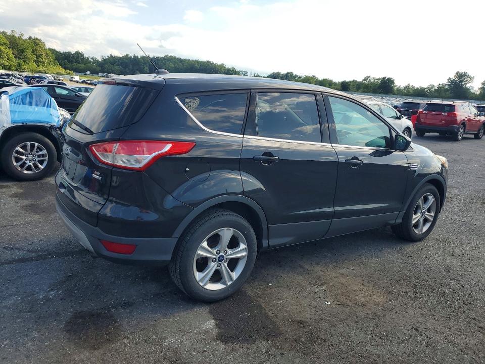 Photo 3 from auction – 2015 FORD ESCAPE with VIN 1FMCU9GX0FUC00334