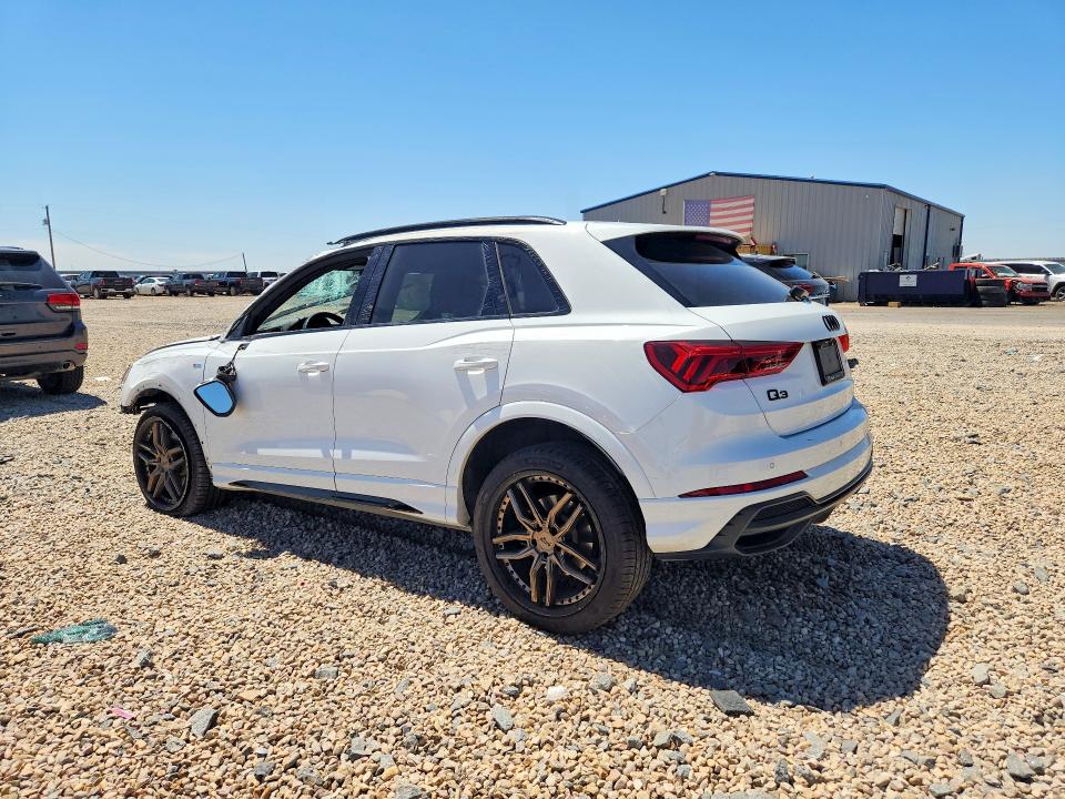 Foto 2 de la subasta – 2021 AUDI Q3 con VIN WA1DECF33M1138809