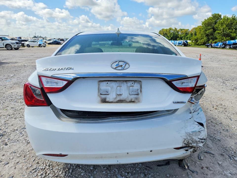 Photo 6 from auction – 2013 HYUNDAI SONATA with VIN 5NPEC4AC7DH679691