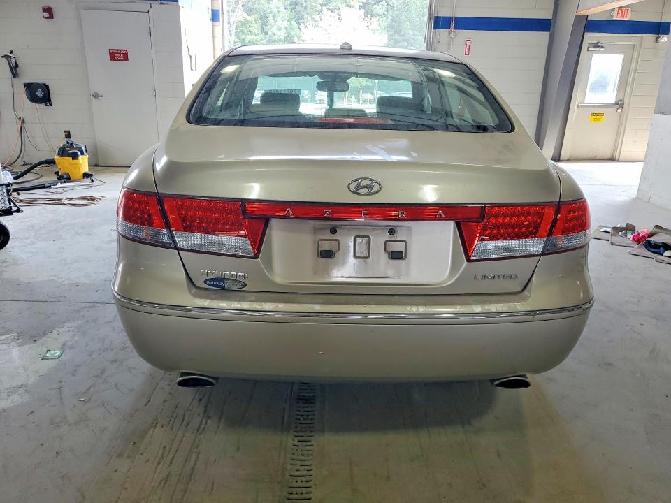 Photo 6 from auction – 2008 HYUNDAI AZERA with VIN KMHFC46F18A265726