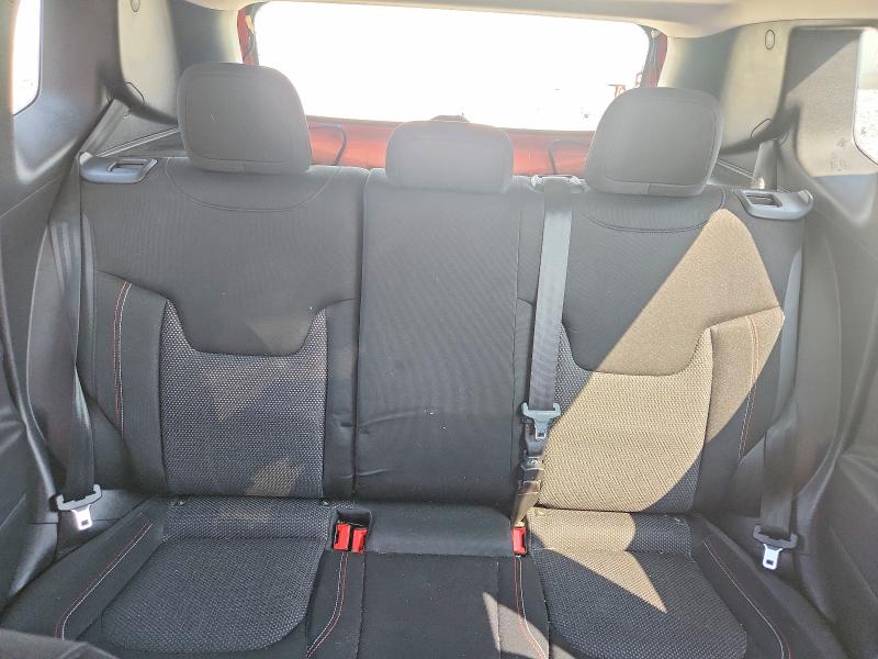 Photo 10 from auction – 2016 JEEP RENEGADE with VIN ZACCJBBT8GPC64990