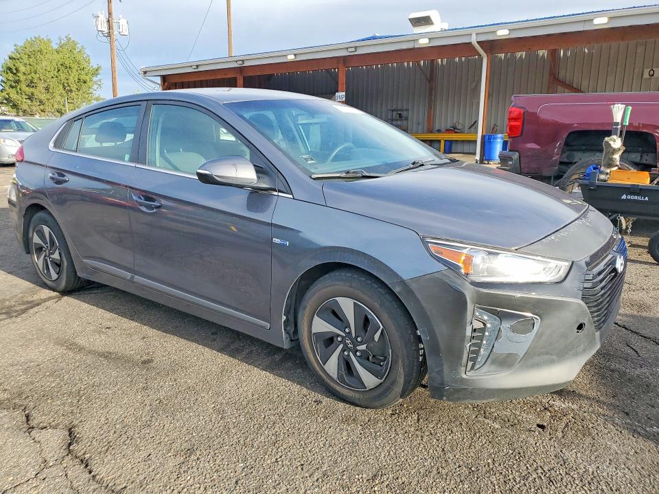 Photo 4 from auction – 2017 HYUNDAI IONIQ with VIN KMHC75LC3HU049950