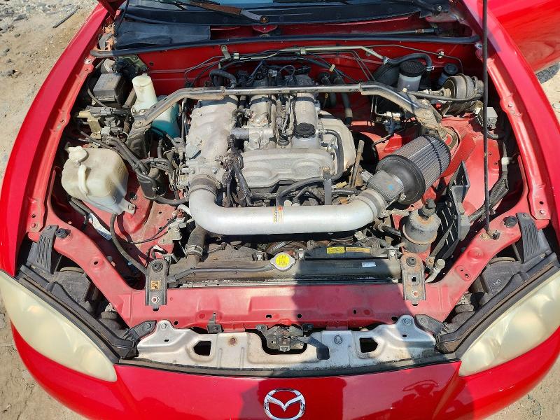 Photo 11 from auction – 2003 MAZDA MX-5 MIATA with VIN JM1NB353X30303666