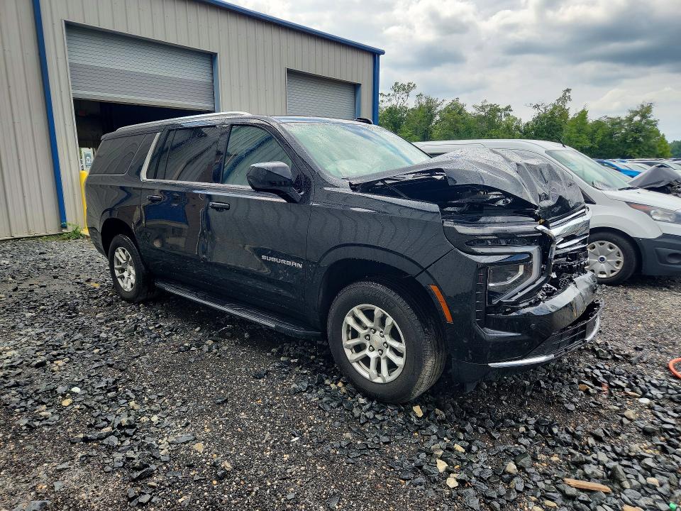 Photo 4 from auction – 2025 CHEVROLET SUBURBAN with VIN 1GNS6CRD3SR207213