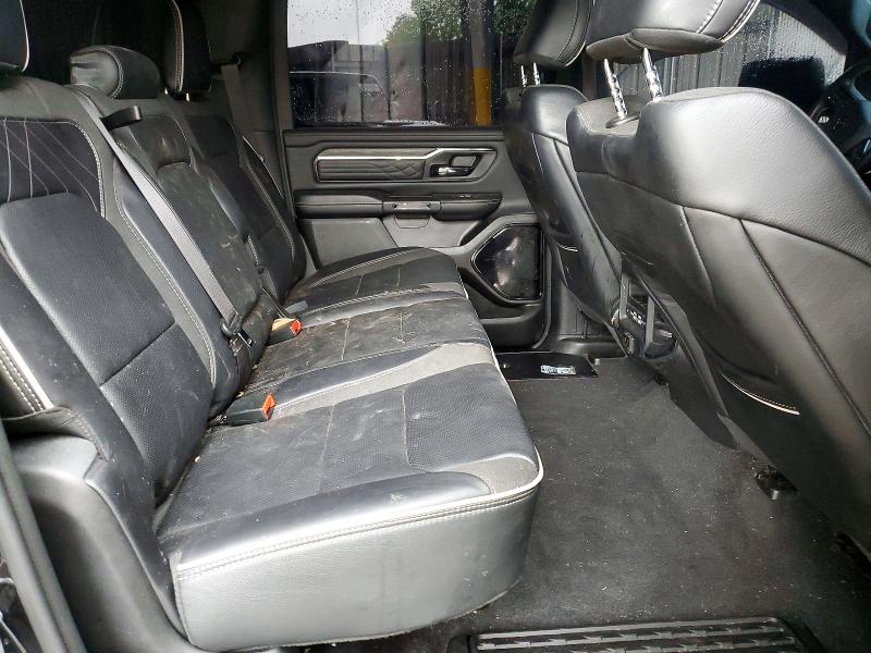 Снимка 10 от търг – 2025 RAM 1500 с VIN 1C6SRFHP4SN704220