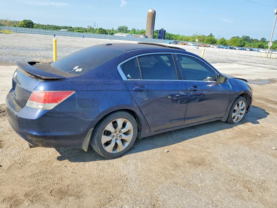 Photo 3 from auction – 2010 HONDA ACCORD with VIN 1HGCP2F81AA045009