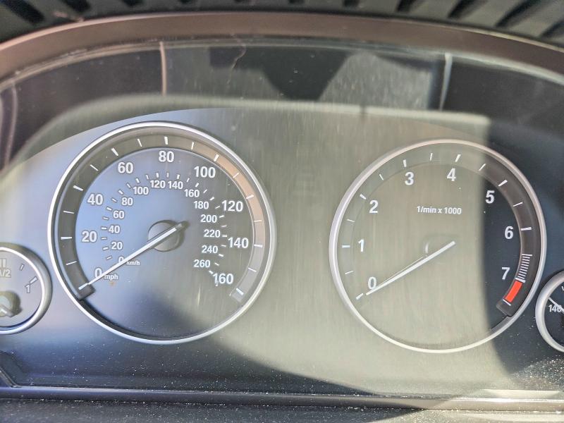 Photo 9 from auction – 2011 BMW 528 with VIN WBAFR1C59BDS36832