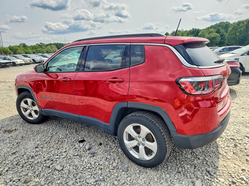 Photo 2 from auction – 2019 JEEP COMPASS with VIN 3C4NJDBB6KT686110