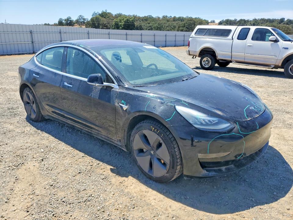 Photo 4 from auction – 2018 TESLA MODEL 3 with VIN 5YJ3E1EAXJF171976