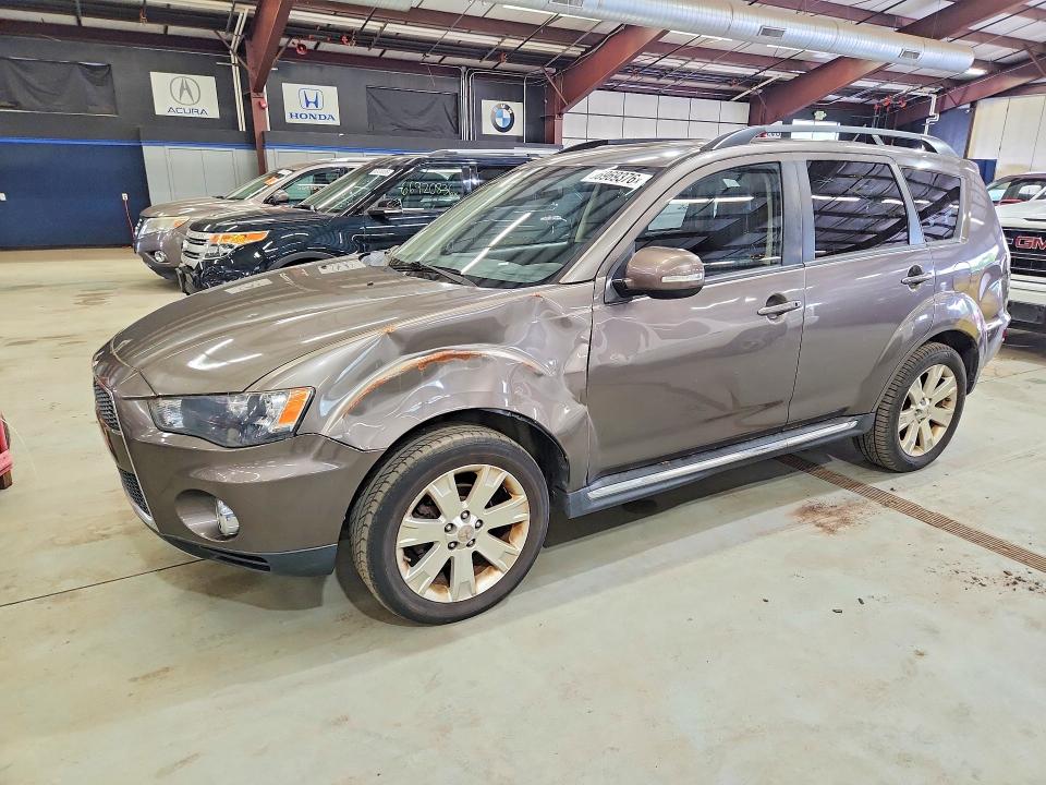MITSUBISHI OUTLANDER 2013 with VIN JA4JT3AW6DU005826 - Photo from auction