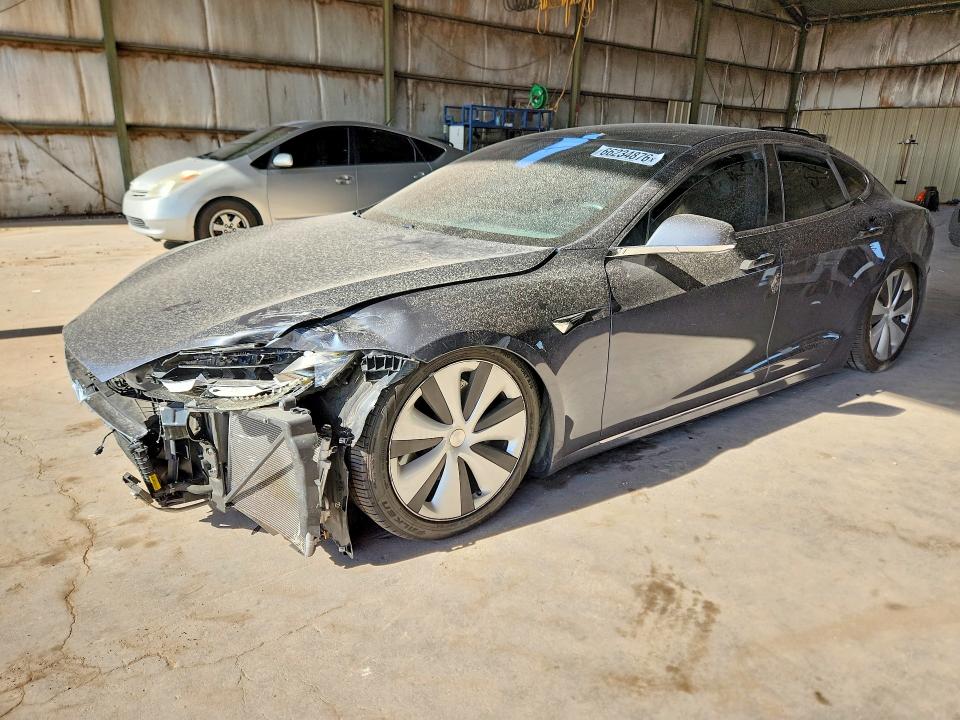2020 TESLA MODEL S