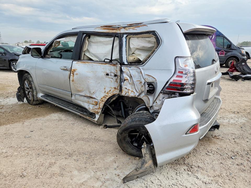 Photo 2 from auction – 2015 LEXUS GX with VIN JTJJM7FX8F5101205
