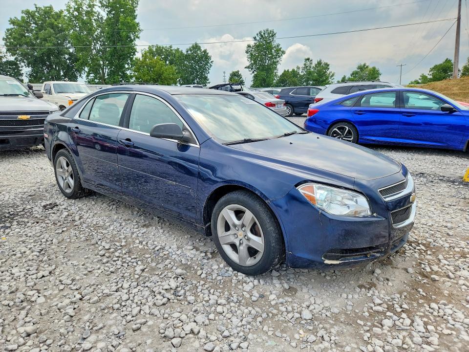 Photo 4 from auction – 2011 CHEVROLET MALIBU with VIN 1G1ZB5E18BF178649