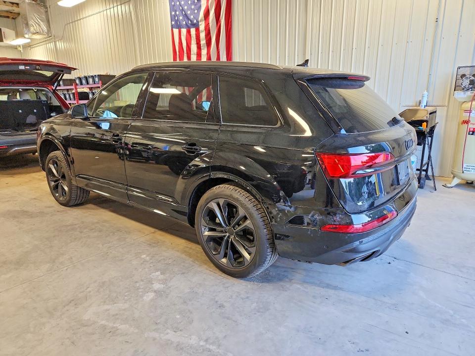 Zdjęcie 2 z aukcji – 2026 AUDI Q7 z VIN WA1LVBF7XTD006734