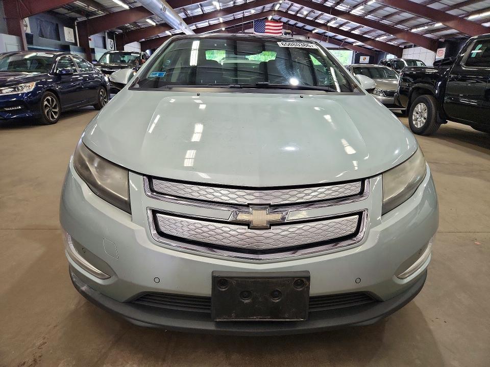 Photo 5 from auction – 2011 CHEVROLET VOLT with VIN 1G1RD6E42BU103158