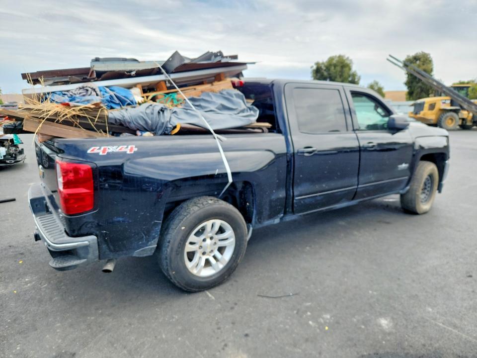 Photo 3 from auction – 2017 CHEVROLET SILVERADO with VIN 3GCUKREC4HG200874