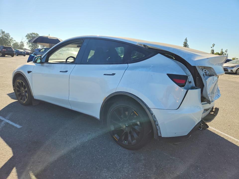 Photo 2 from auction – 2023 TESLA MODEL Y with VIN 7SAYGDEE7PA118620