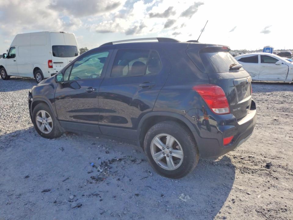 Photo 2 from auction – 2021 CHEVROLET TRAX with VIN KL7CJPSB3MB345385