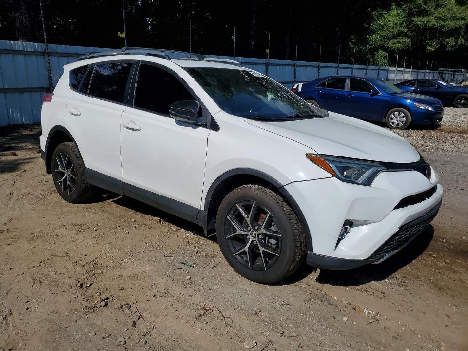 Photo 4 from auction – 2017 TOYOTA RAV4 with VIN JTMNFREV6HD100329