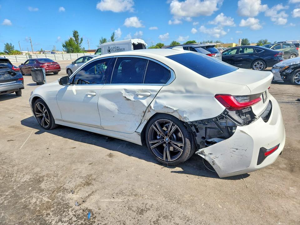 Photo 2 from auction – 2021 BMW 330I with VIN 3MW5R1J00M8B59206