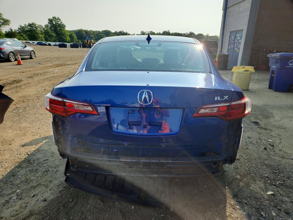Photo 6 from auction – 2016 ACURA ILX with VIN 19UDE2F32GA021745