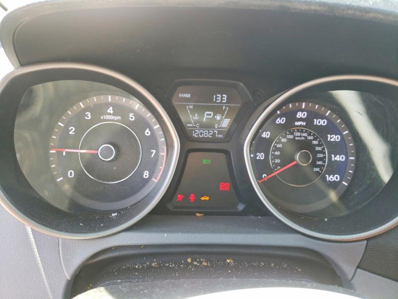 Photo 9 from auction – 2016 HYUNDAI ELANTRA with VIN 5NPDH4AE5GH700007