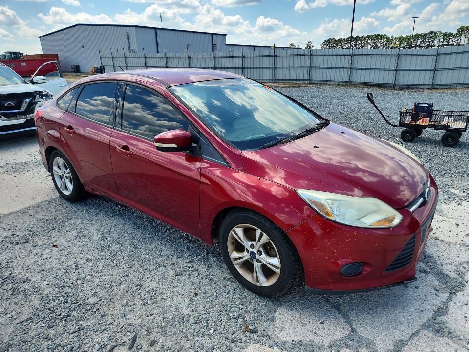 Photo 4 from auction – 2014 FORD FOCUS with VIN 1FADP3F25EL320403