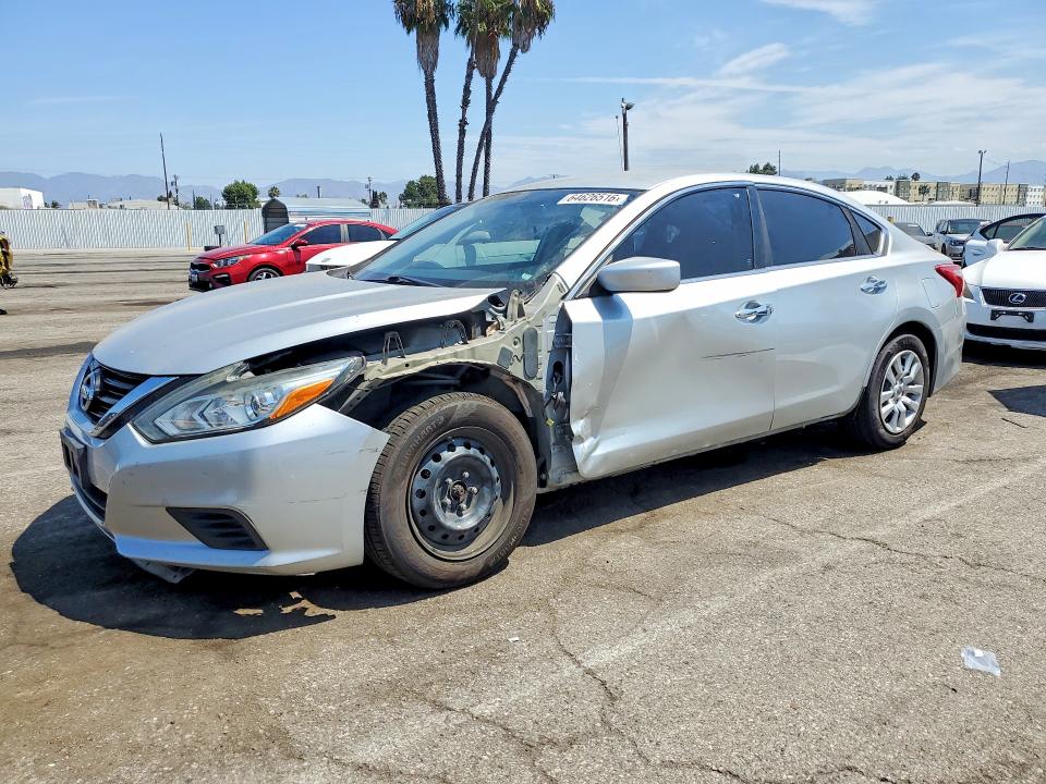 NISSAN ALTIMA 2017 with VIN 1N4AL3AP7HN342624 - Photo from auction