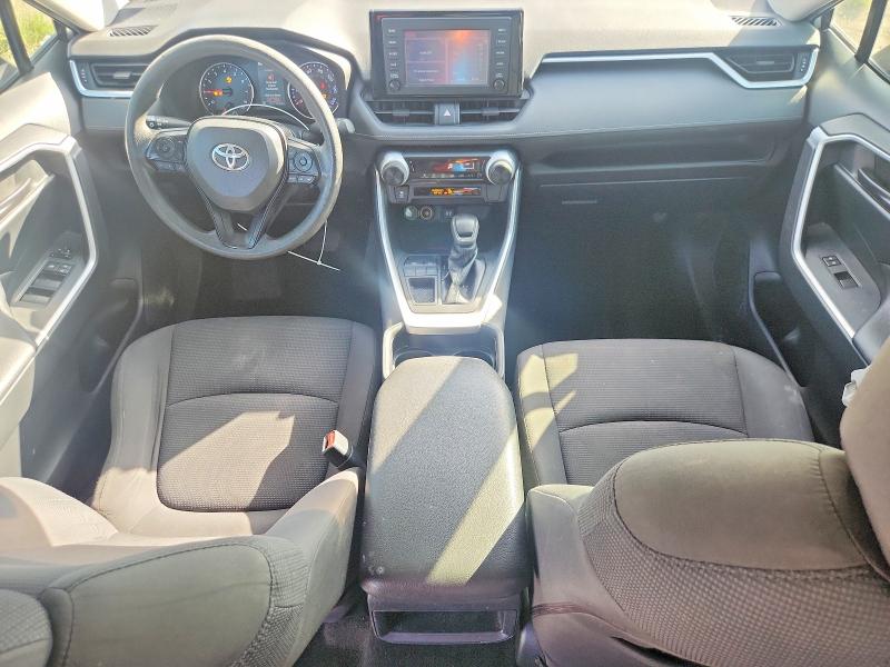 Photo 8 from auction – 2019 TOYOTA RAV4 with VIN JTMH1RFVXKD004740
