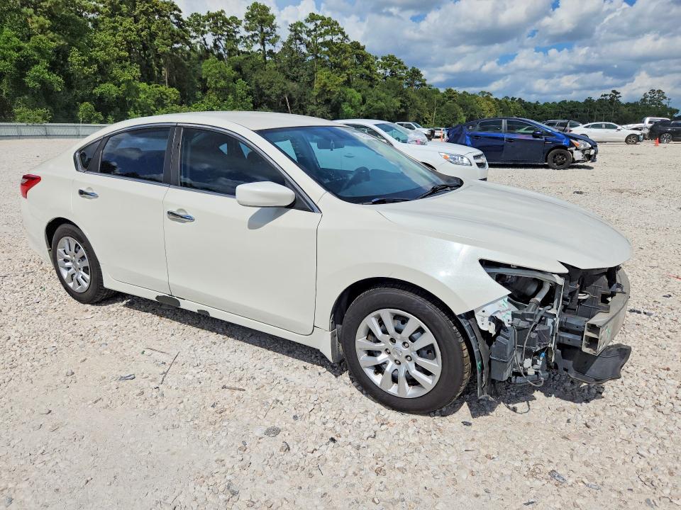 صورة رقم 4 من المزاد - 2016 NISSAN ALTIMA مع VIN 1N4AL3AP4GN341302