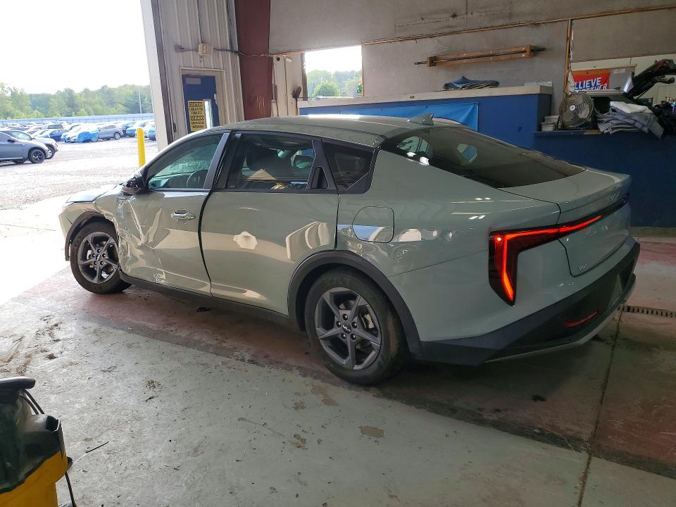 Foto 2 de la subasta – 2026 KIA K4 con VIN 3KPFT4DE4TE282086