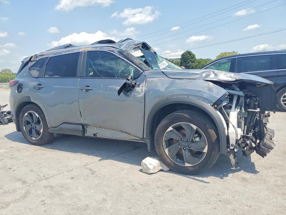 Photo 4 from auction – 2026 NISSAN ROGUE with VIN 5N1BT3BB6TC706128