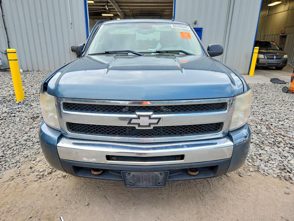 Photo 5 from auction – 2011 CHEVROLET SILVERADO with VIN 3GCPKREA2BG355460