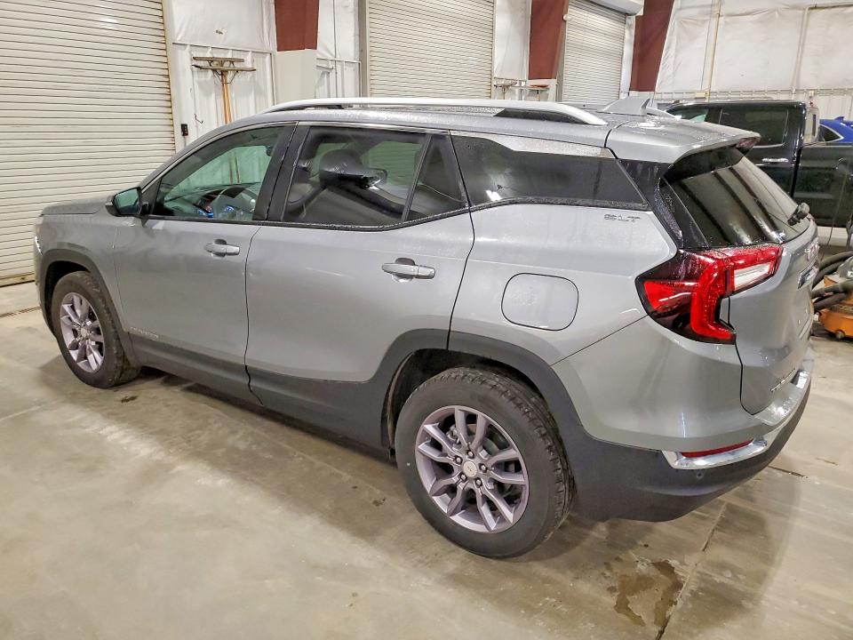 Photo 2 from auction – 2023 GMC TERRAIN with VIN 3GKALVEG6PL242582