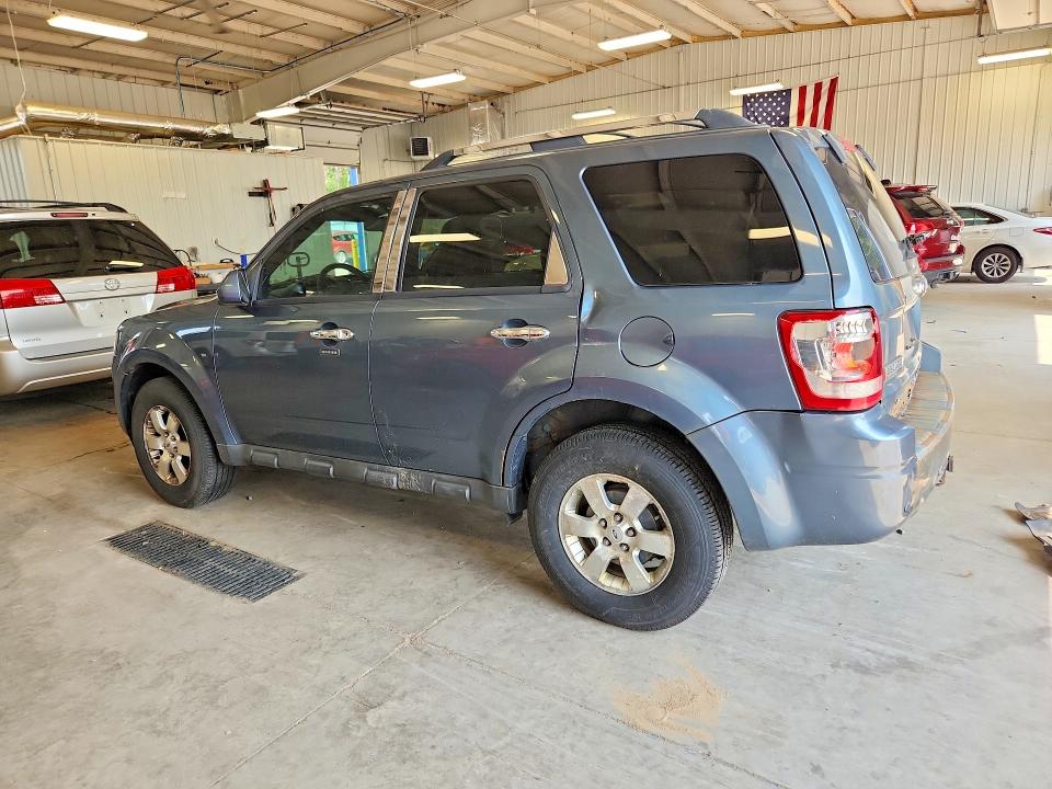 Photo 2 from auction – 2011 FORD ESCAPE with VIN 1FMCU9EG5BKB46411