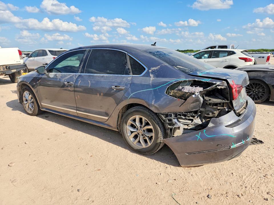 Photo 2 from auction – 2017 VOLKSWAGEN PASSAT with VIN 1VWAT7A39HC086199