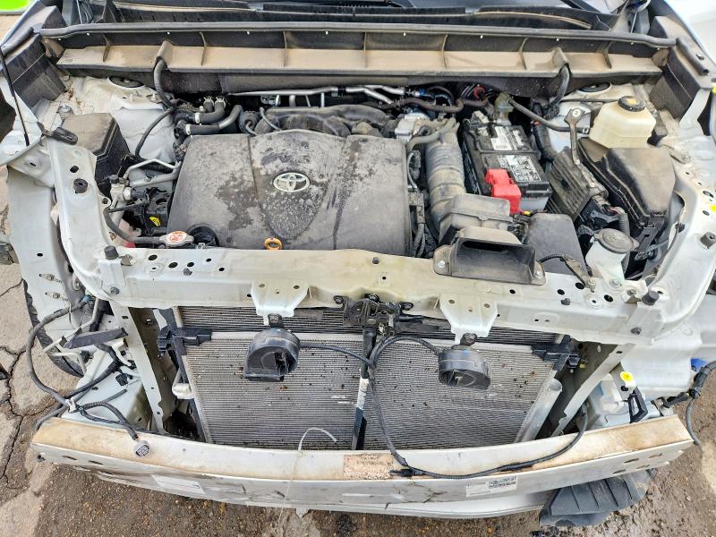 Photo 12 from auction – 2022 TOYOTA HIGHLANDER with VIN 5TDGZRAH3NS123521
