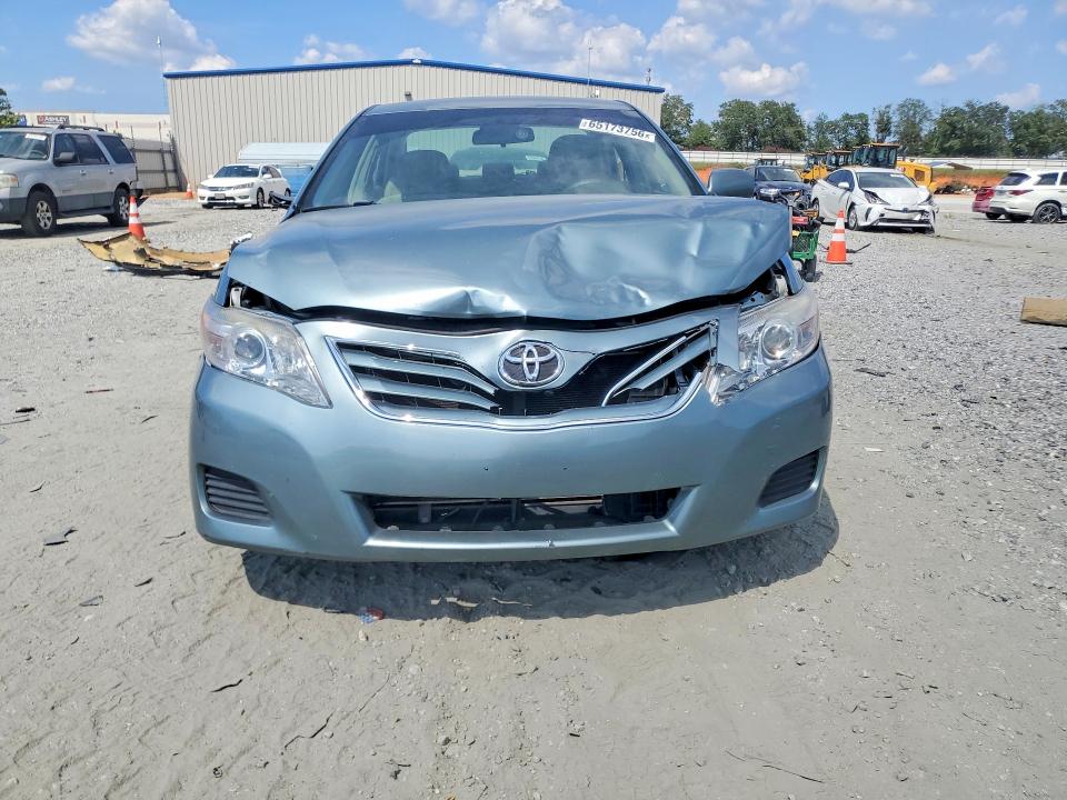 Photo 5 from auction – 2011 TOYOTA CAMRY with VIN 4T1BF3EK6BU581501
