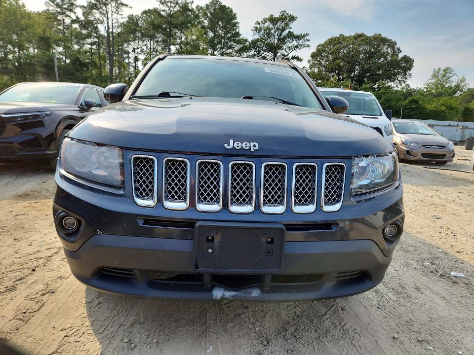 Photo 5 from auction – 2015 JEEP COMPASS with VIN 1C4NJDEB1FD169465