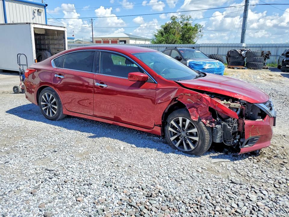Photo 4 from auction – 2017 NISSAN ALTIMA with VIN 1N4AL3AP7HC261828