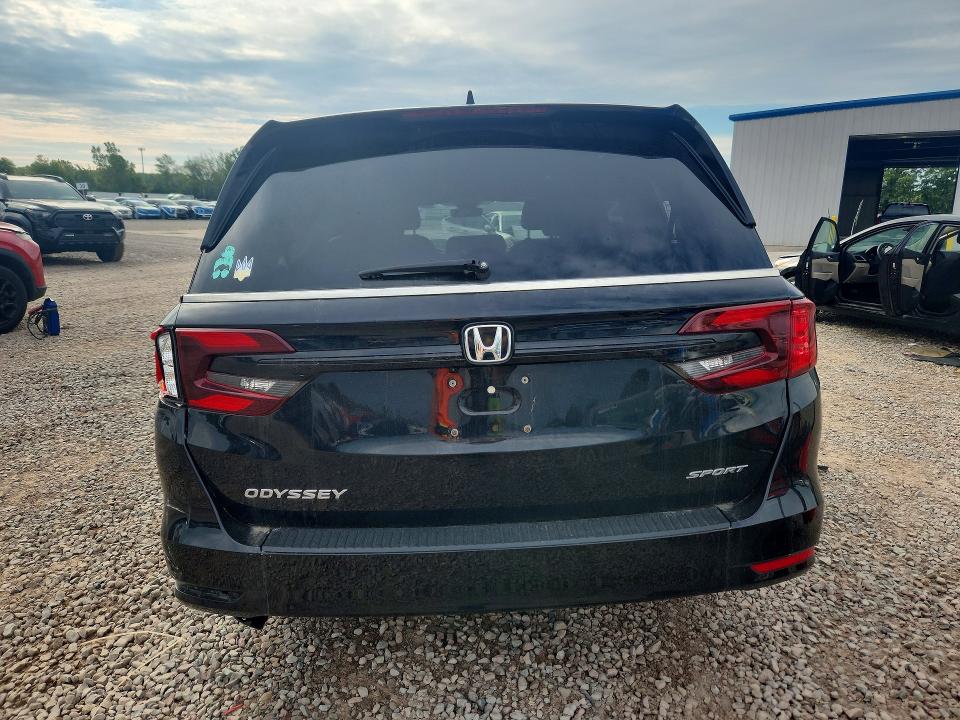 Photo 6 from auction – 2023 HONDA ODYSSEY with VIN 5FNRL6H70PB025396