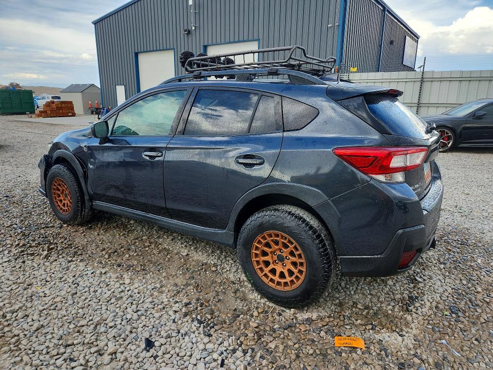 Photo 2 from auction – 2018 SUBARU CROSSTREK with VIN JF2GTABC5JH351042