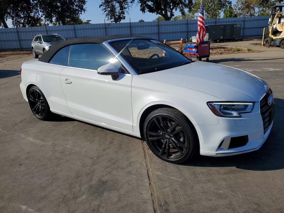 Zdjęcie 4 z aukcji – 2018 AUDI A3 z VIN WAU6ULFF8J1004141