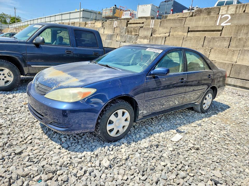 TOYOTA CAMRY 2003 with VIN 4T1BE32K13U209072 - Photo from auction