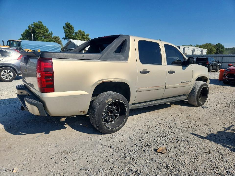 Photo 3 from auction – 2007 CHEVROLET AVALANCHE with VIN 3GNFK12337G262707