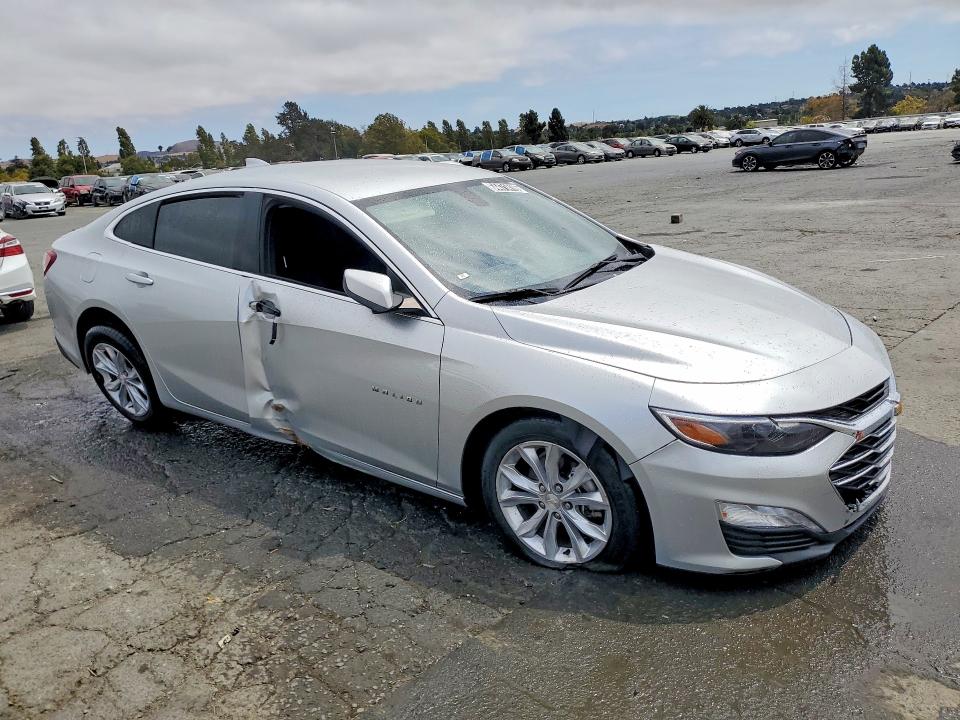 Photo 4 from auction – 2022 CHEVROLET MALIBU with VIN 1G1ZD5ST4NF153607