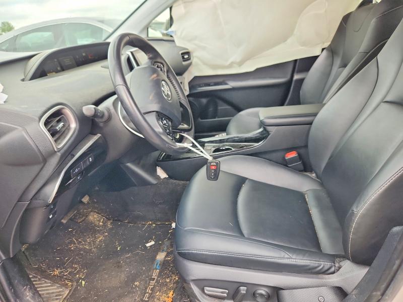 Photo 7 from auction – 2020 TOYOTA PRIUS PRIME with VIN JTDKARFP8L3136930